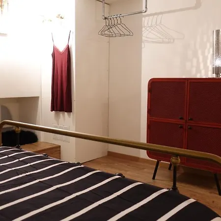 St Malo Intra-muros Duplex 2 Wifi Debit A 3 Min Des Plages Apartment